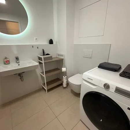 Luxury Free Parking Stylish * Μπρατισλάβα